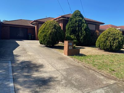 4 Retreat Place, Werribee