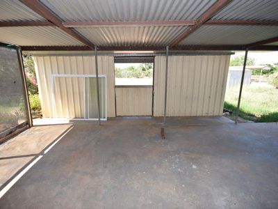 82 Cassowary Street, Longreach