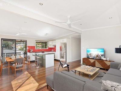 98 Hammond Street, Urangan