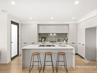 19 CRICKLEWOOD CIRCUIT, Narre Warren
