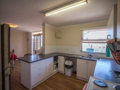 12 Gandawarra Crescent, Newman