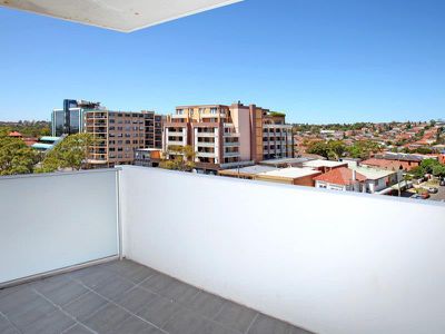 502 / 717 Anzac Parade, Maroubra
