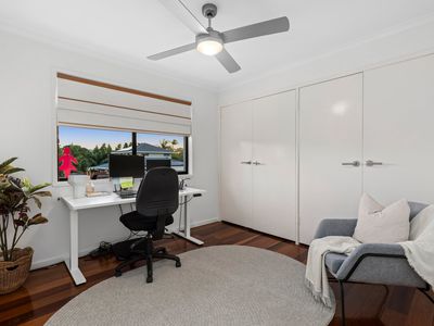 19 Tarwhine Street, Manly West