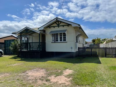 12 Hamer Street, Urangan