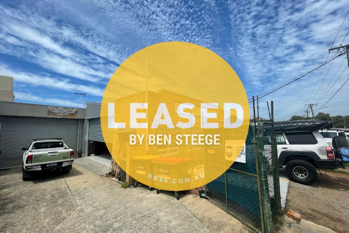 44 Woodfield Boulevarde, Caringbah