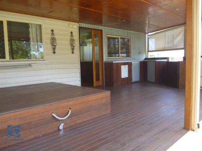 12  Caloma , Underwood