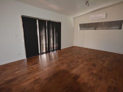 6B Moondoorow Street, Newman
