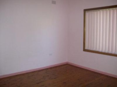 27 Monteith Street, Cringila