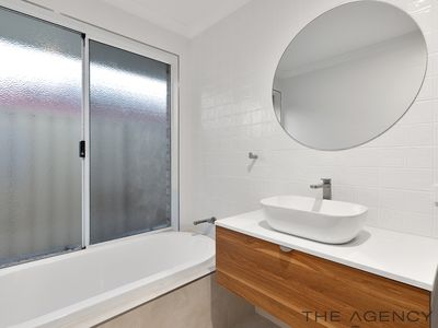 30 Kingsland Loop, Canning Vale