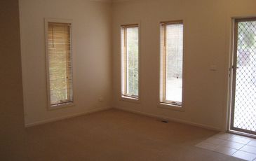 2 / 11 Gardiner Street, Berwick