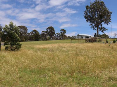 5 Hakea Court, Mallacoota