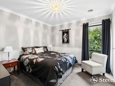 18 Parkside Avenue, Romsey