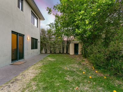 27 Hurlingham Road, South Perth