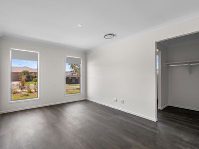 34 COOPER DRIVE, Collingwood Park