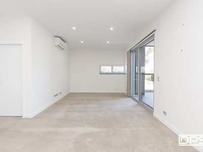 5 / 8 Hawksburn Road, Rivervale