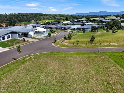 2 Walker Close, Yungaburra