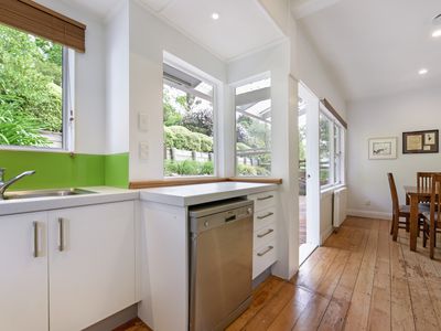 32 Locking Street, Nelson South