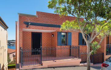 22 / 2-8 Water  Street, Birchgrove