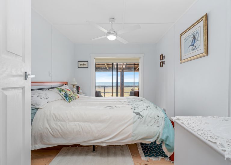 17 Beach Road, Portland