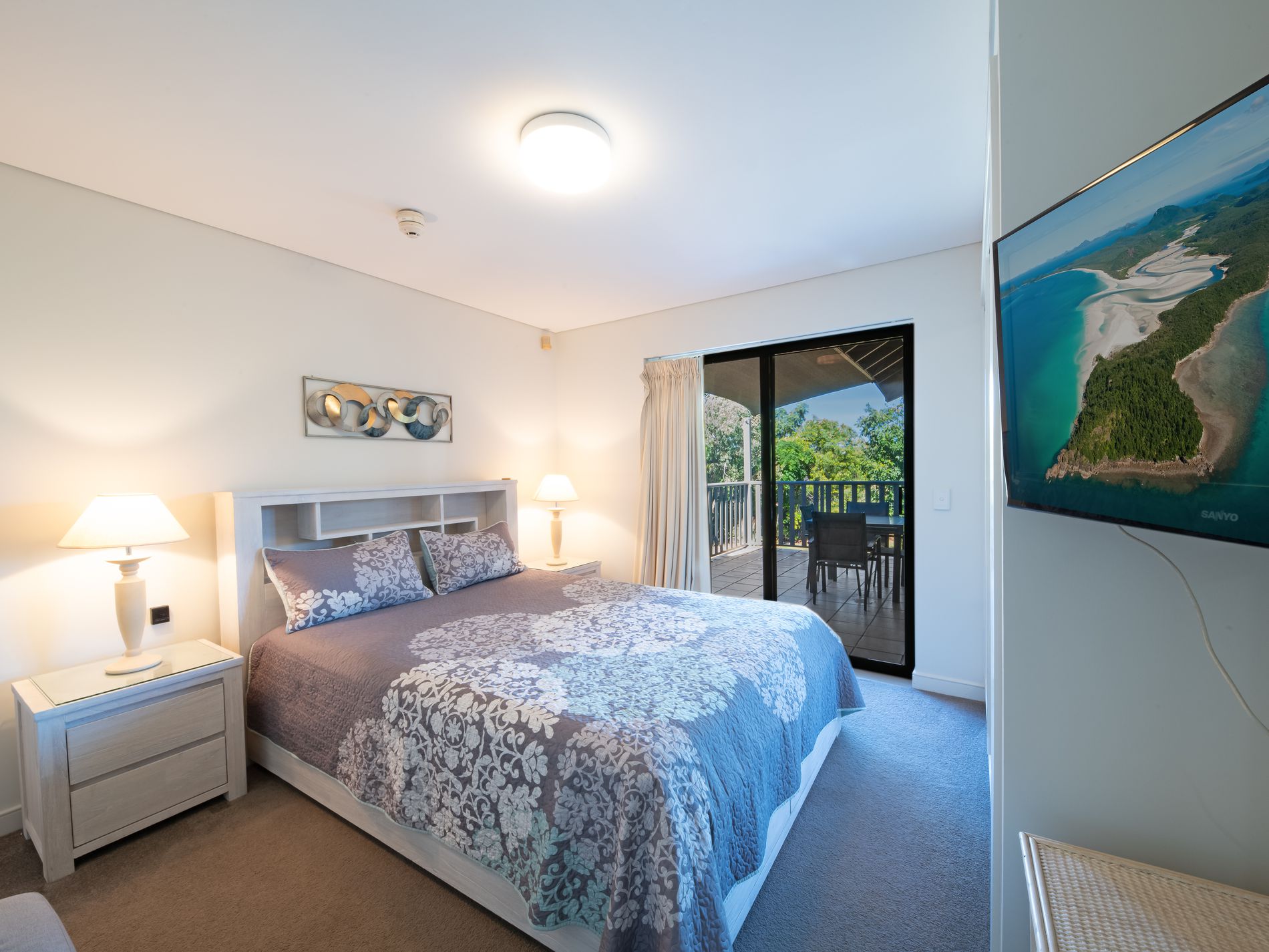 1433 / 41 Kunapipi Road, LAGUNA QUAYS, Laguna Quays - Thumbnail 5