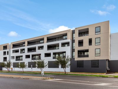 203 / 82 Elmhurst Road , Truganina