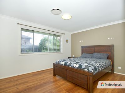 2 Sandstock Crescent, Jordan Springs