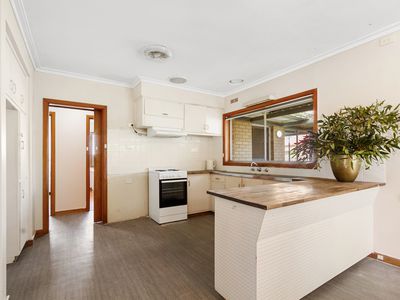 130 MacArthur Street, Sale