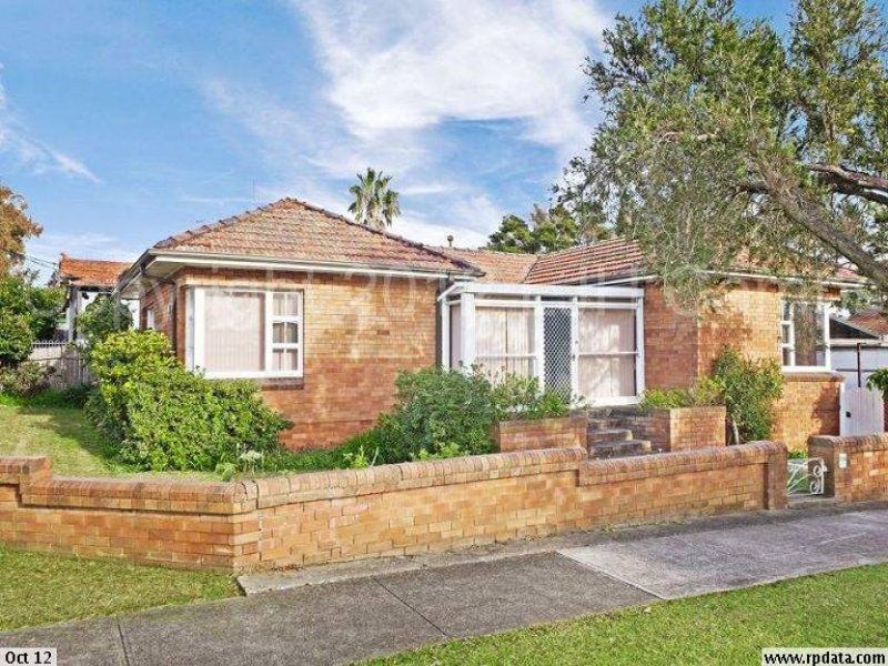 14 Ward Avenue, Campsie