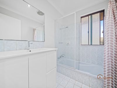 11 Hotchkiss Close, Thornlie