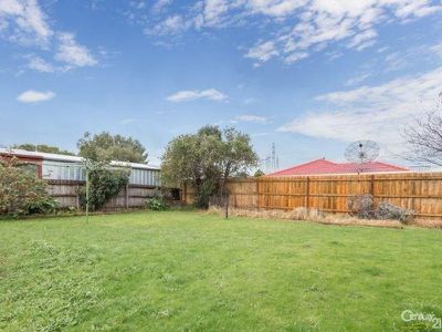 10 Mirranda Gardens, Hampton Park