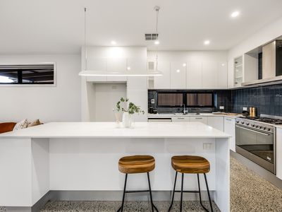 2A Corralyn Terrace, Enfield