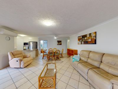 5 / 39-41 Sunbrite Avenue, Mermaid Beach