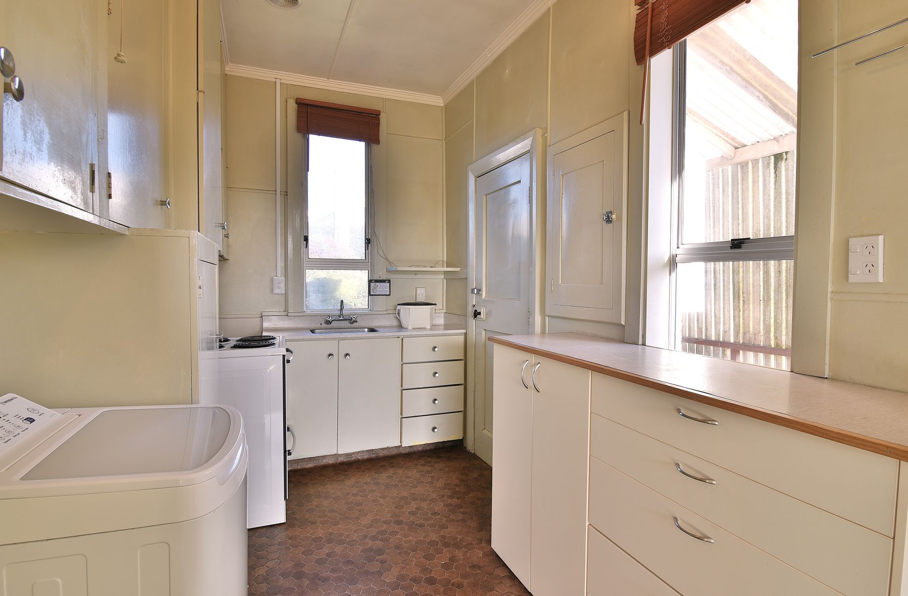 28 Galloway Street, Mornington