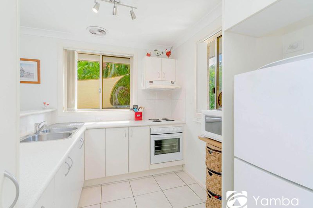 1 / 15A Shores Drive, Yamba