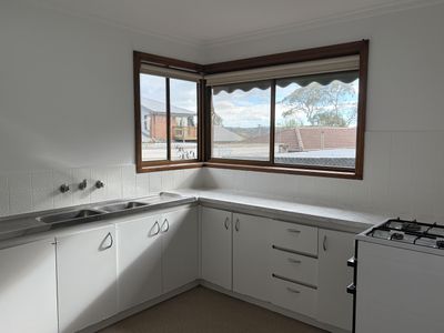 120 Heyers Road, Grovedale