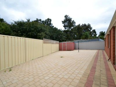 2 Barrul Place, Thornlie