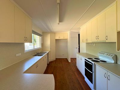49 Leichhardt Drive, Moranbah