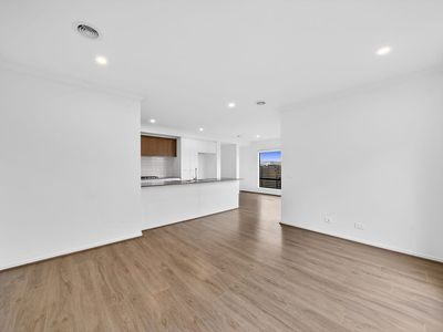 1 Selhurst Gr, Wyndham Vale