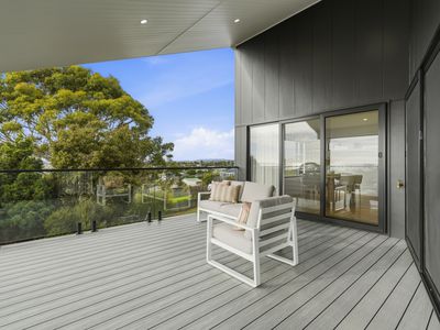 1 / 20B Frances Street, Bridport