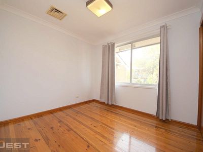 5 Flinders Road, Georges Hall