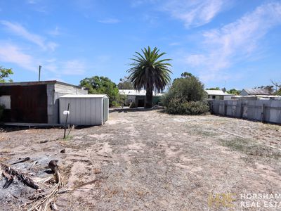 17 Barrack Street, Goroke