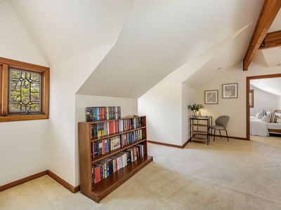 6  Webb Avenue , Glenside