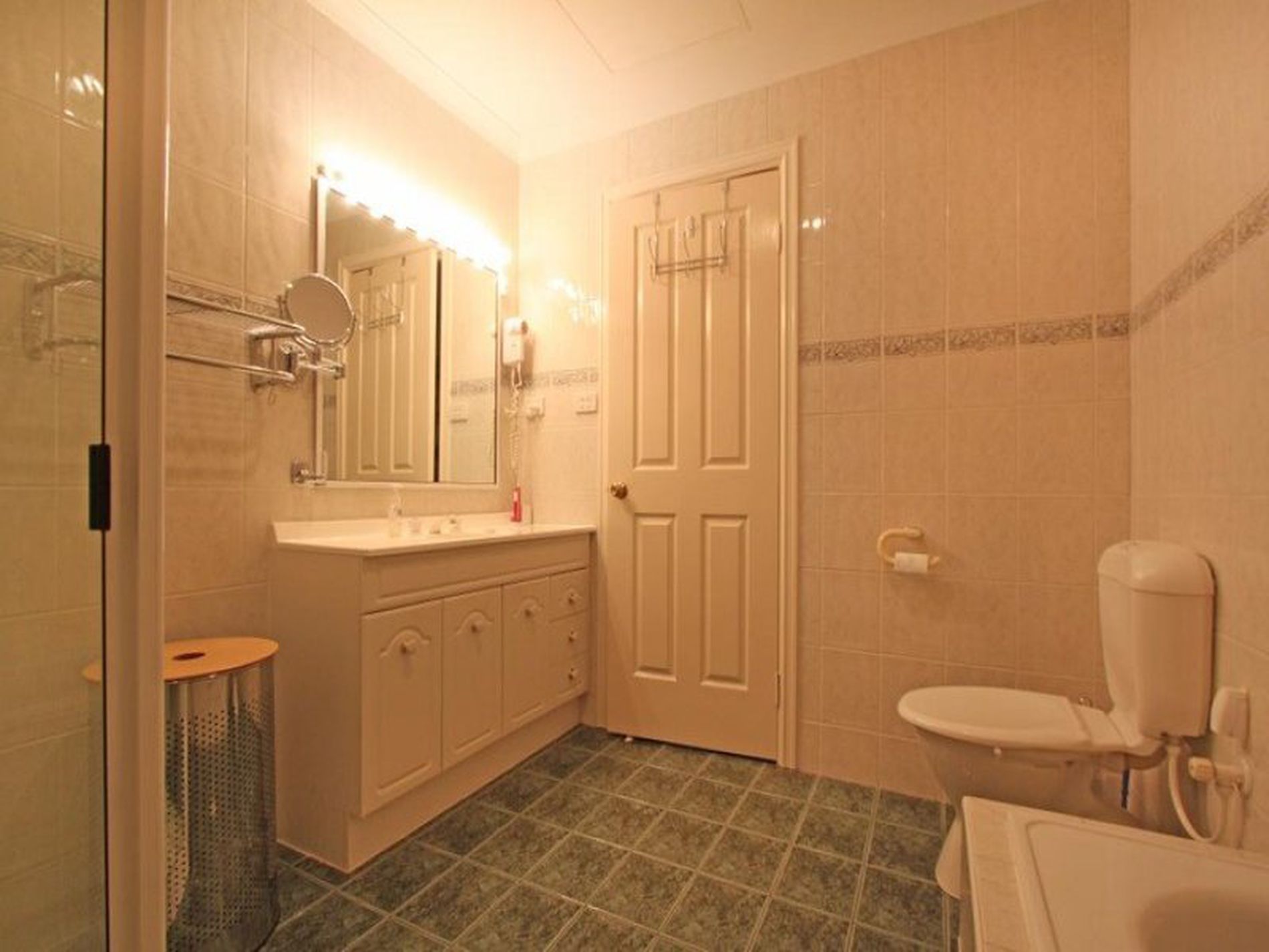 12A Downey Way, Kalgoorlie