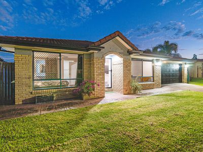 12 Waverley Park Close, Oxenford