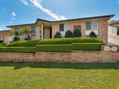 1 / 5 Caryota Place, Forster