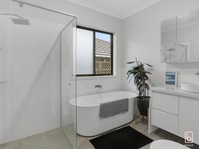 22 Goorangai Close, Wadalba