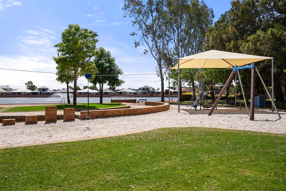 37 Rivergums Boulevard, Baldivis
