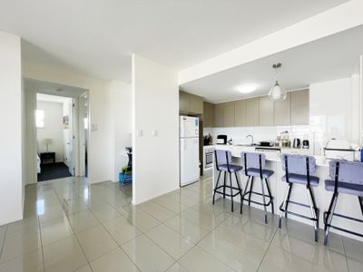 5 / 104-106 CENTRAL LANE, Gladstone Central