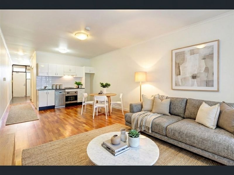 2 / 1 Shepherd Street, Chippendale