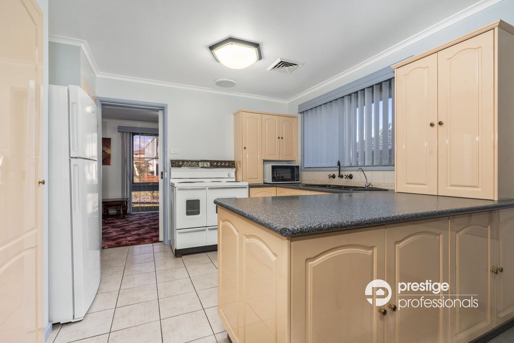 37 Edgecombe Avenue, Moorebank